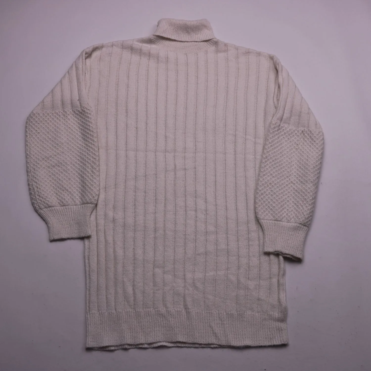 Светло-бежевая водолазка фактурной вязки, размер 60 (3XL)